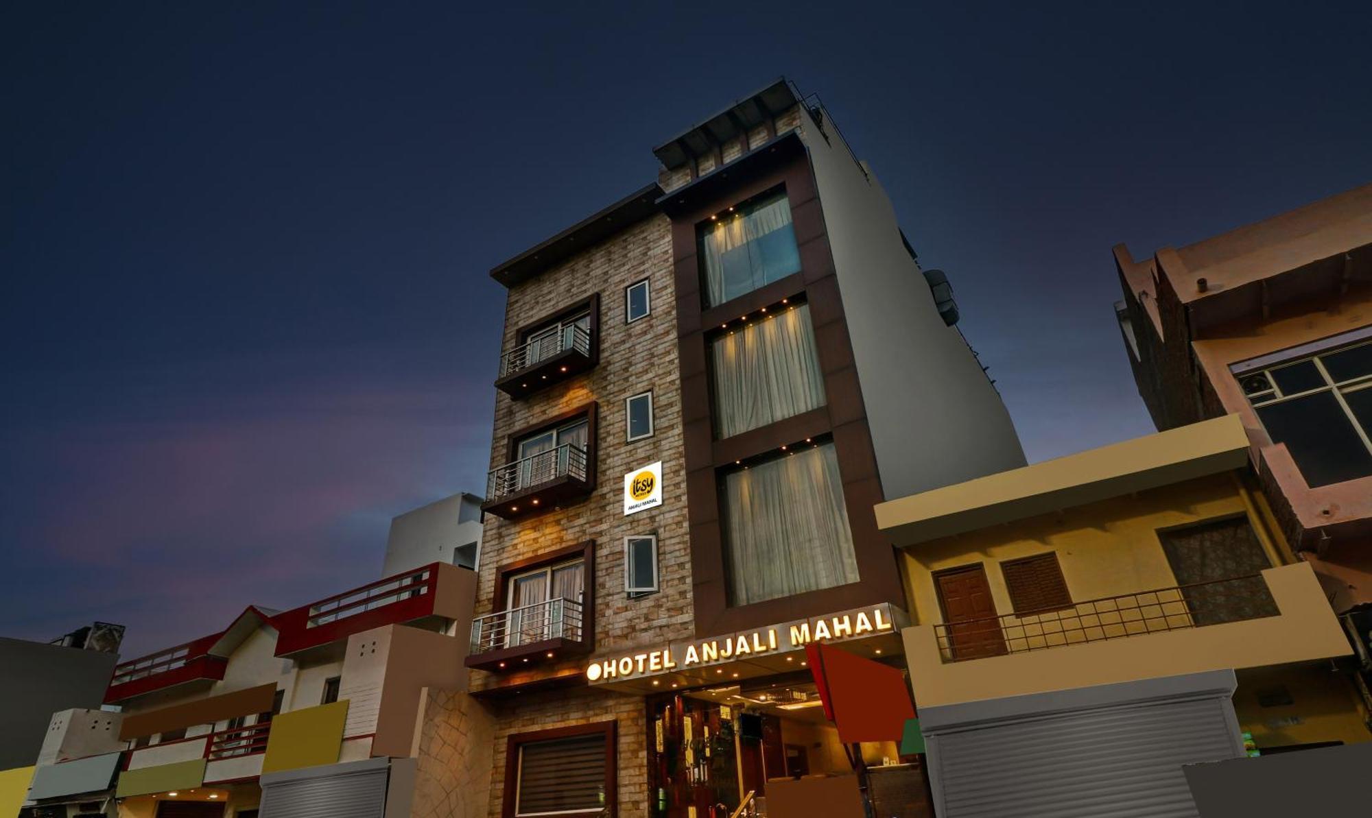 Itsy Hotels Anjali Mahal 500, Mtrs From Mathura Railway Station Exterior foto